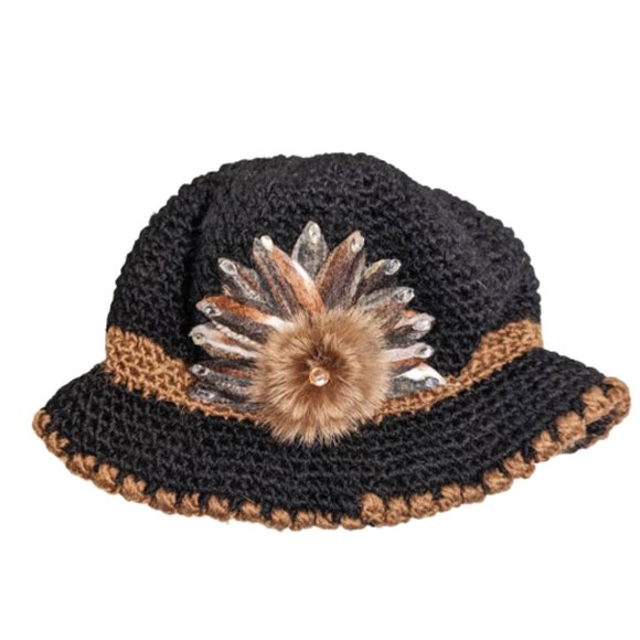 Vint. Crochet Cloche Hat w/ Embroidery and Fur Rosette - Picture 4 of 7